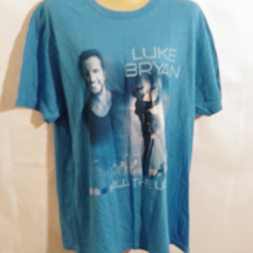 Pick 3👕 $15 Luke Bryan t-shirt